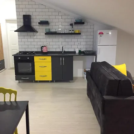 Apartman F48 Homes *